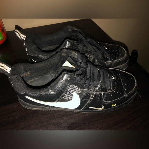 Nike Air Force 1  '07 LV8 Utility - Picture 1 of 5